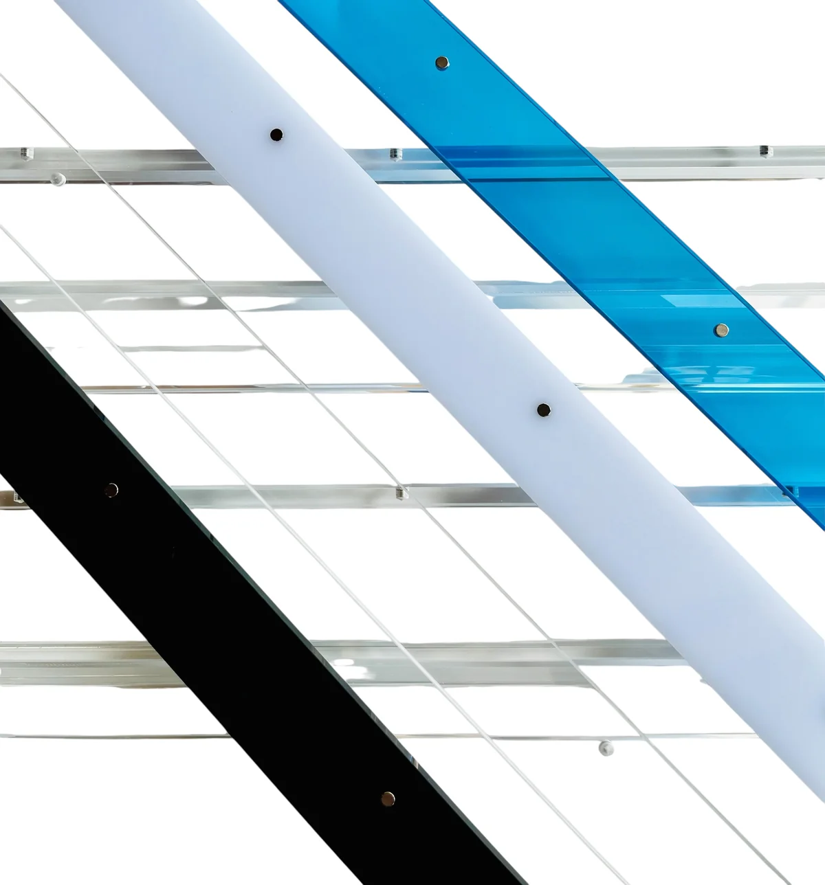 20” Acrylic Mahjong Racks with Detachable Magnetic Pushers & 4-Slot Rack Bag (Set of 4) - 5 Color Pusher Options