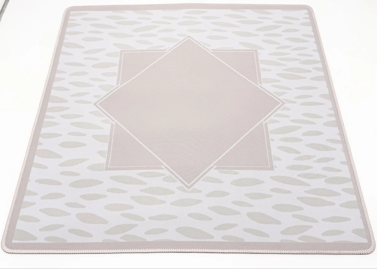 The Neutre Blanc Mahjong Travel Mat