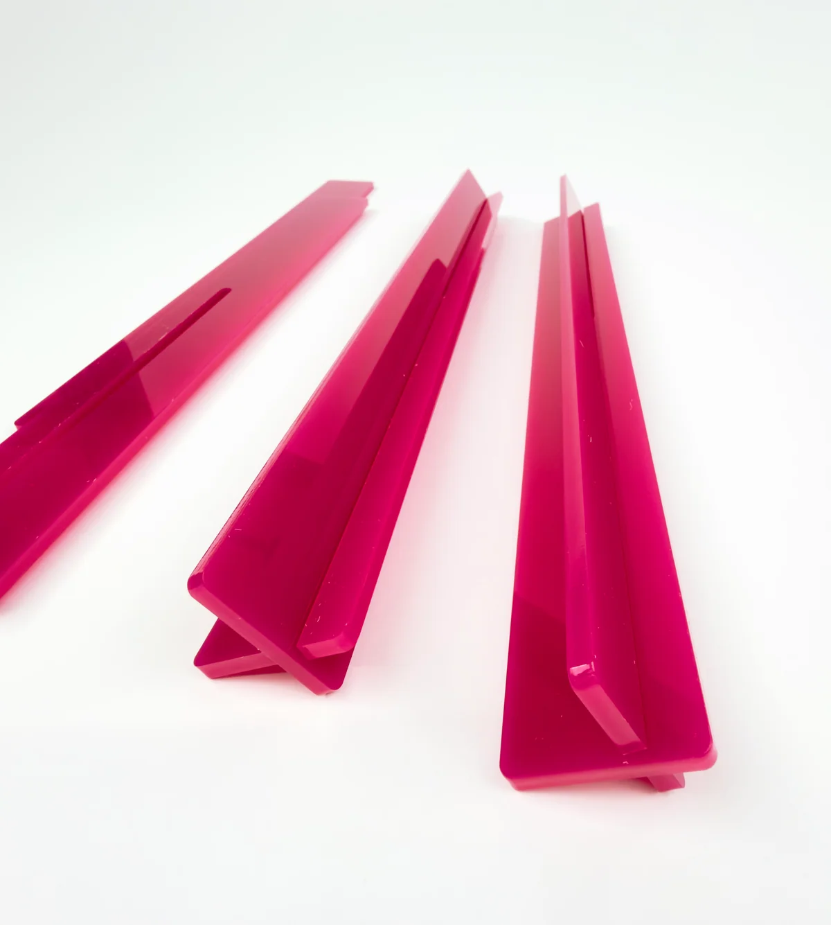Acrylic Travel Racks & Rack Bag- Hot Pink
