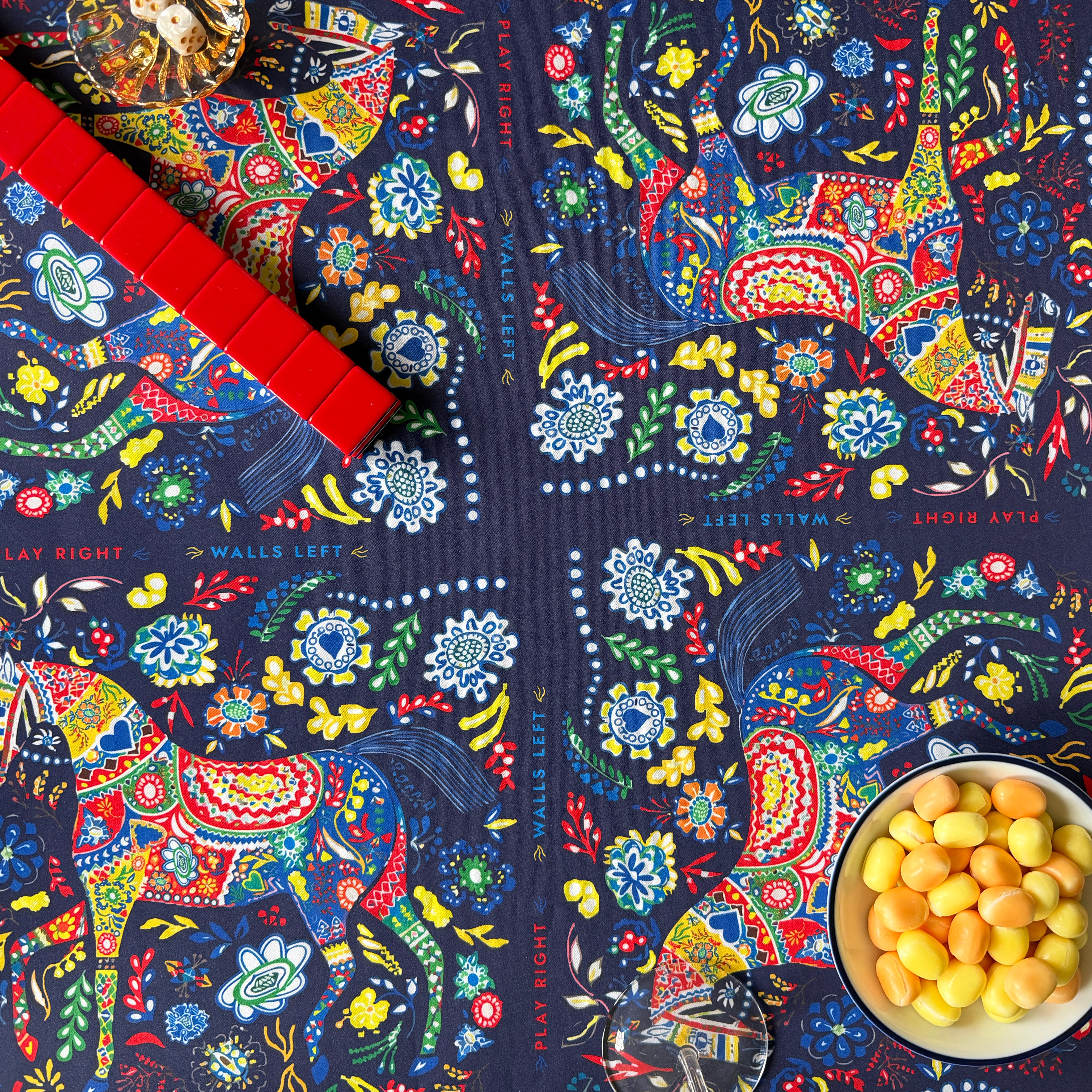 Häst - Luxury Playing Mat (Shipping Mid October)