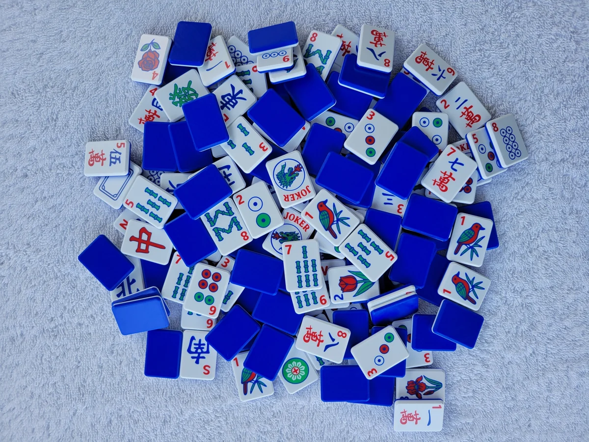Harmony 3D Printed Compact Mah Jongg Travel Tiles - Electric Blue