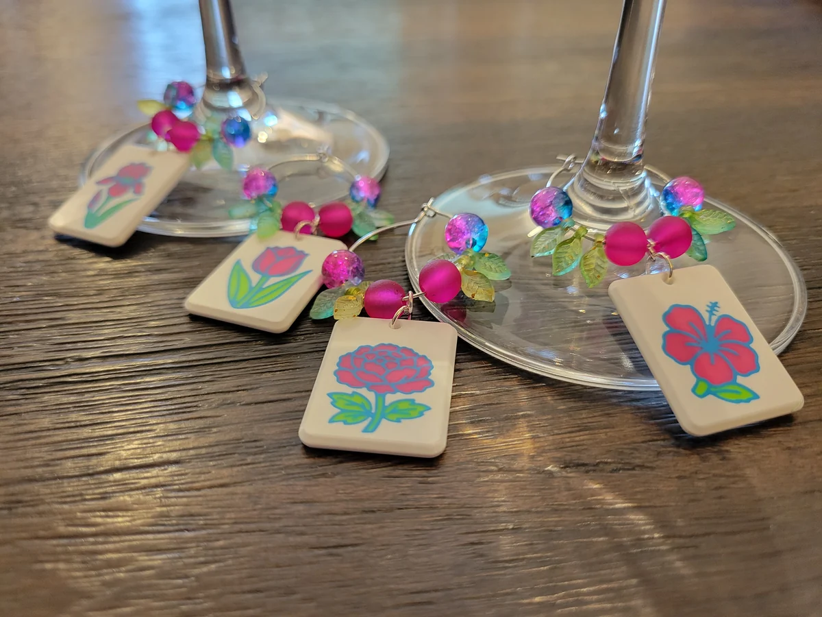 Mah Jongg Tile Wine Charms - Flowers 2